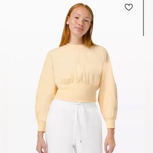 EUC 🍋 Lululemon LA Ribbed Waist Long Sleeve Shirt